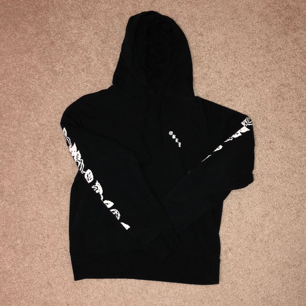 OBEY SWEATSHIRT
